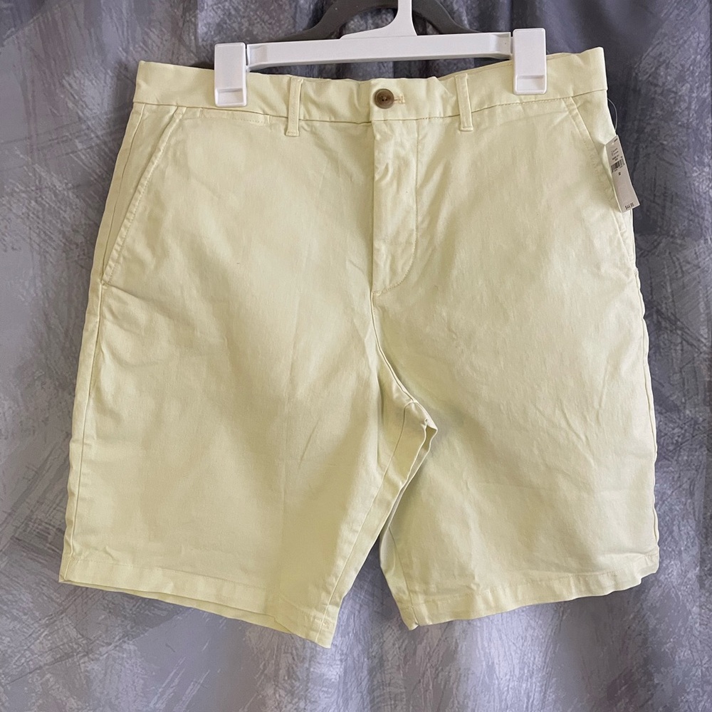 GAP Men's Cream Jean Shorts
